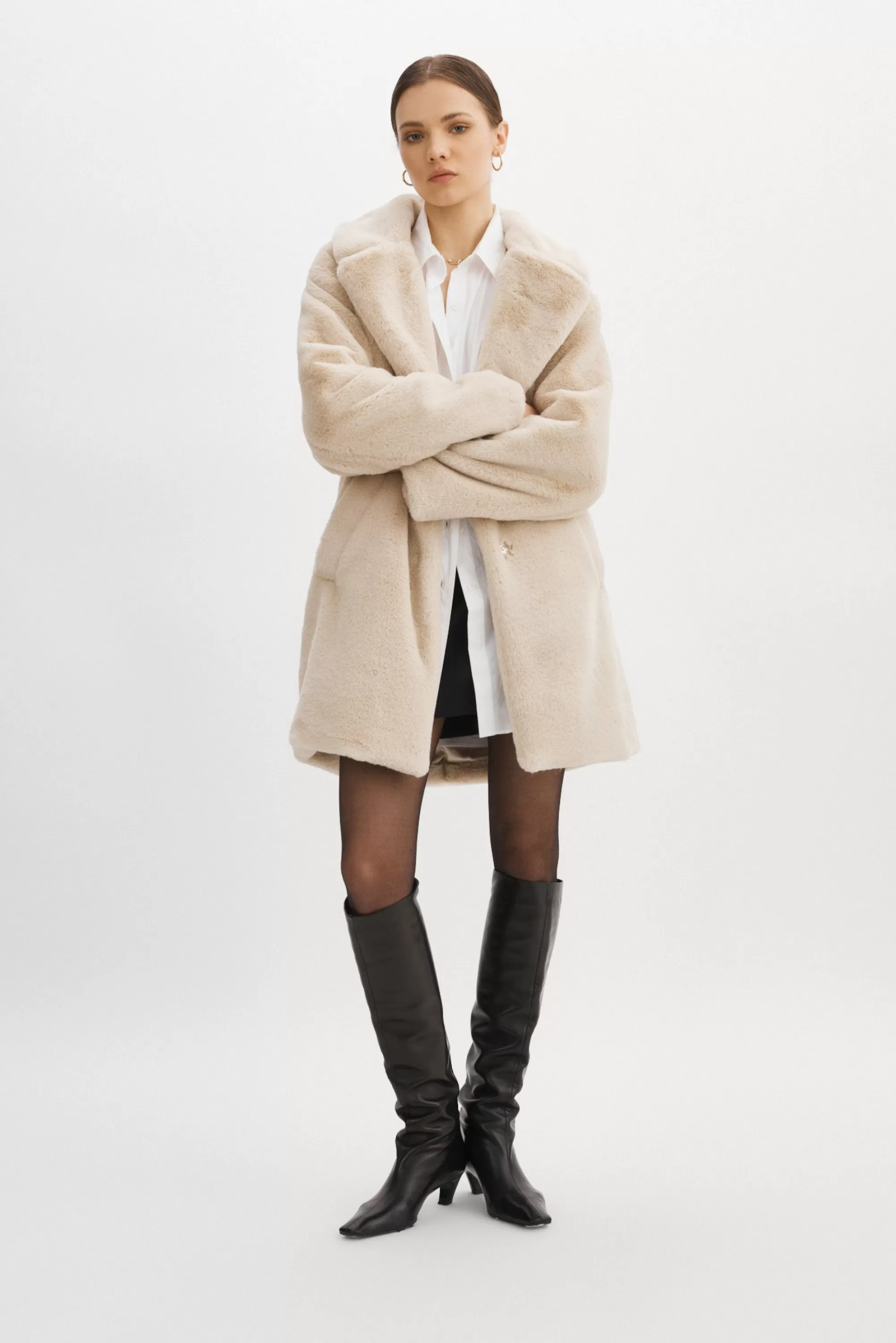 Shop LAMARQUE LINNEA | Faux Fur Coat Bone